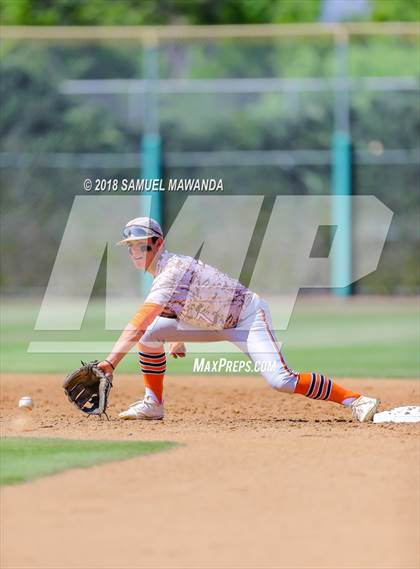 Thumbnail 3 in Chaminade vs Harvard-Westlake photogallery.