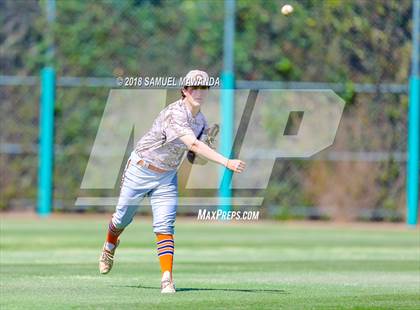 Thumbnail 2 in Chaminade vs Harvard-Westlake photogallery.