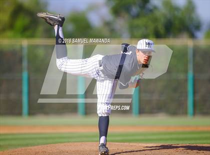 Thumbnail 2 in Chaminade vs Harvard-Westlake photogallery.