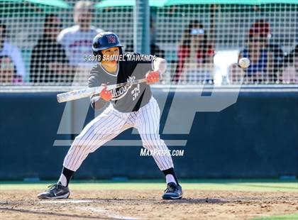 Thumbnail 1 in Chaminade vs Harvard-Westlake photogallery.