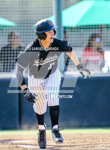Thumbnail 2 in Chaminade vs Harvard-Westlake photogallery.