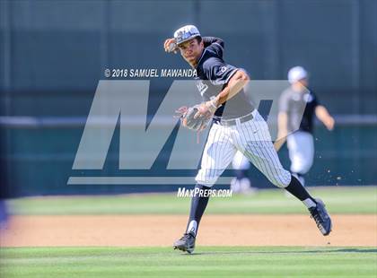 Thumbnail 2 in Chaminade vs Harvard-Westlake photogallery.