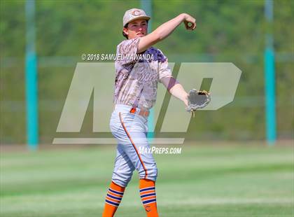 Thumbnail 2 in Chaminade vs Harvard-Westlake photogallery.