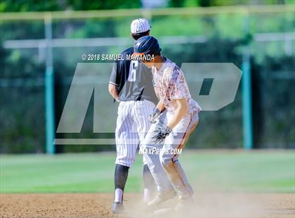 Thumbnail 1 in Chaminade vs Harvard-Westlake photogallery.