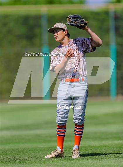 Thumbnail 3 in Chaminade vs Harvard-Westlake photogallery.