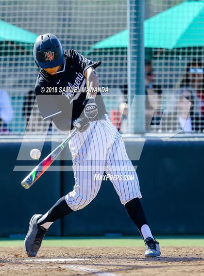Thumbnail 2 in Chaminade vs Harvard-Westlake photogallery.