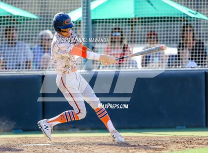Thumbnail 2 in Chaminade vs Harvard-Westlake photogallery.