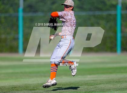 Thumbnail 2 in Chaminade vs Harvard-Westlake photogallery.