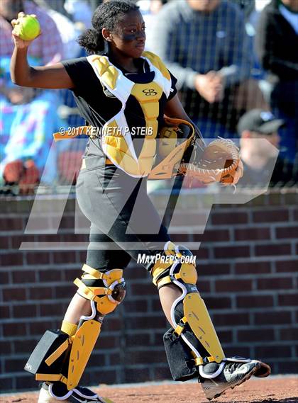 Thumbnail 1 in East St. John vs. St. Mary's Dominican (SCC Tournament) photogallery.