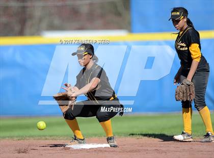 Thumbnail 3 in East St. John vs. St. Mary's Dominican (SCC Tournament) photogallery.