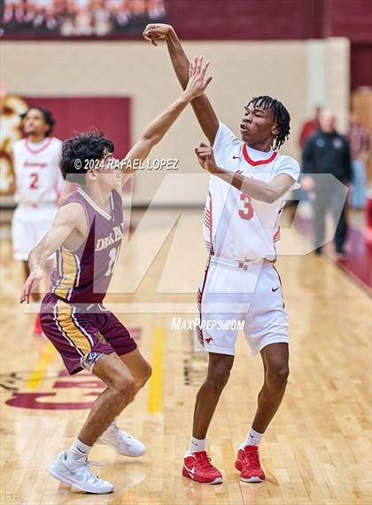 Thumbnail 3 in North Shore vs. Deer Park (McDonald's Texas Invitational) photogallery.
