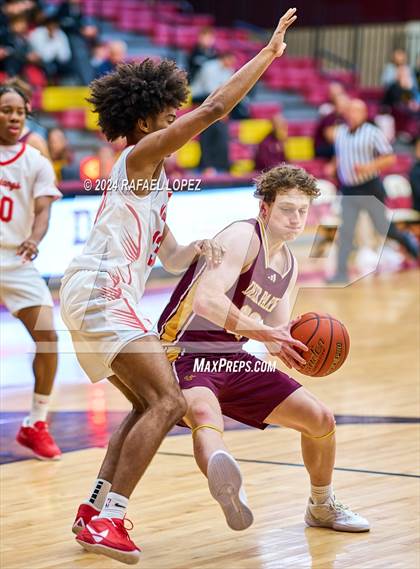 Thumbnail 2 in North Shore vs. Deer Park (McDonald's Texas Invitational) photogallery.