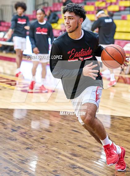 Thumbnail 2 in North Shore vs. Deer Park (McDonald's Texas Invitational) photogallery.