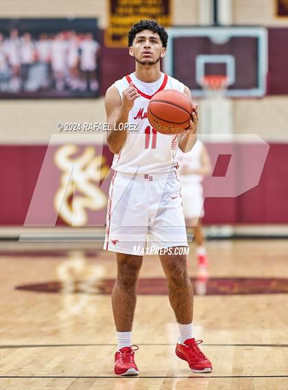 Thumbnail 3 in North Shore vs. Deer Park (McDonald's Texas Invitational) photogallery.