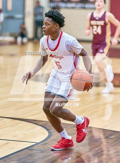 Thumbnail 1 in North Shore vs. Deer Park (McDonald's Texas Invitational) photogallery.