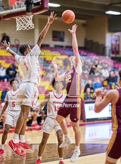 Thumbnail 1 in North Shore vs. Deer Park (McDonald's Texas Invitational) photogallery.