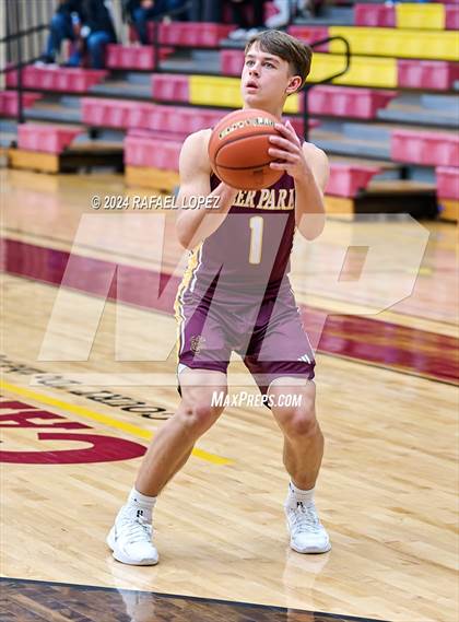 Thumbnail 2 in North Shore vs. Deer Park (McDonald's Texas Invitational) photogallery.