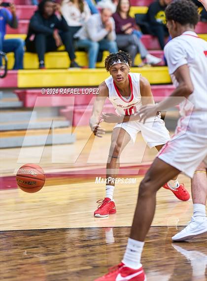 Thumbnail 2 in North Shore vs. Deer Park (McDonald's Texas Invitational) photogallery.