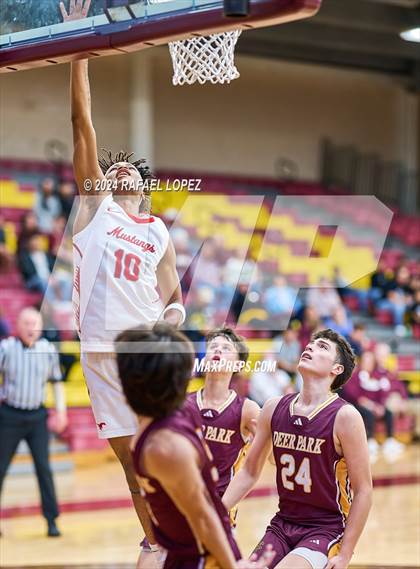 Thumbnail 2 in North Shore vs. Deer Park (McDonald's Texas Invitational) photogallery.