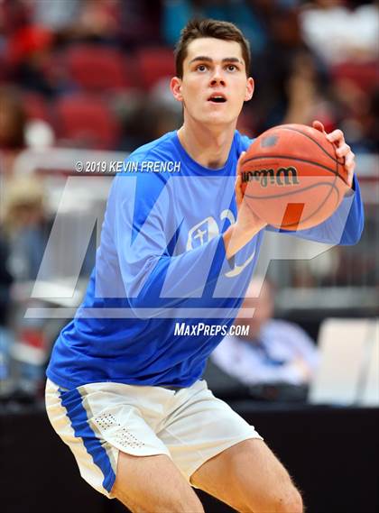 Thumbnail 1 in Paradise Honors vs. Valley Christian (AIA 3A Semifinals) photogallery.