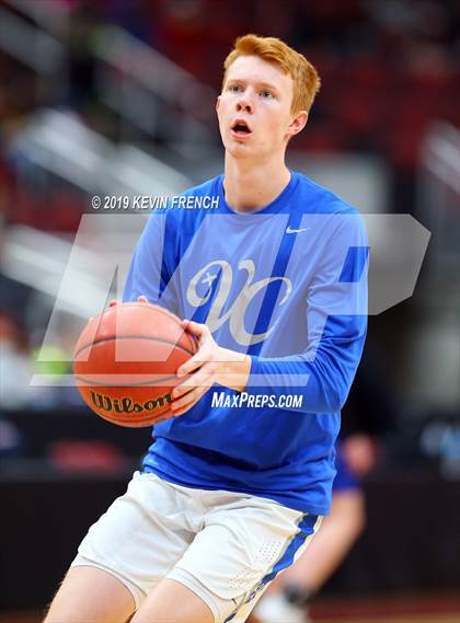 Thumbnail 2 in Paradise Honors vs. Valley Christian (AIA 3A Semifinals) photogallery.