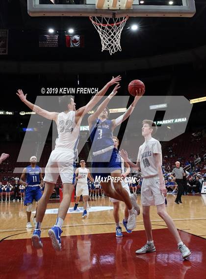 Thumbnail 3 in Paradise Honors vs. Valley Christian (AIA 3A Semifinals) photogallery.