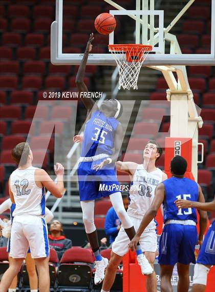 Thumbnail 1 in Paradise Honors vs. Valley Christian (AIA 3A Semifinals) photogallery.