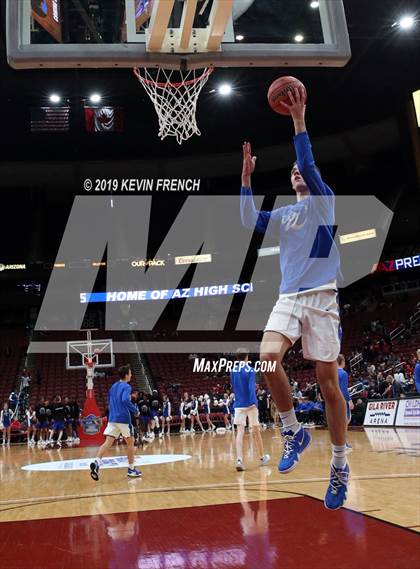 Thumbnail 3 in Paradise Honors vs. Valley Christian (AIA 3A Semifinals) photogallery.