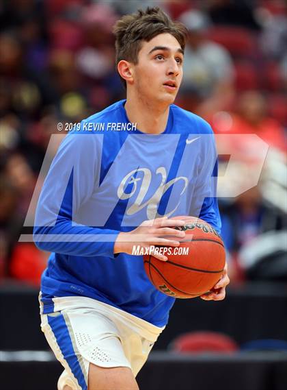 Thumbnail 1 in Paradise Honors vs. Valley Christian (AIA 3A Semifinals) photogallery.