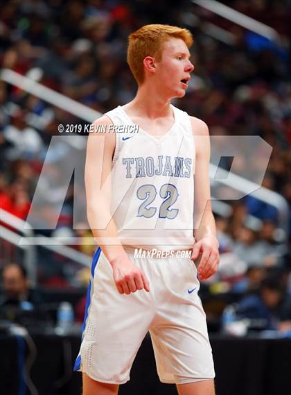 Thumbnail 3 in Paradise Honors vs. Valley Christian (AIA 3A Semifinals) photogallery.