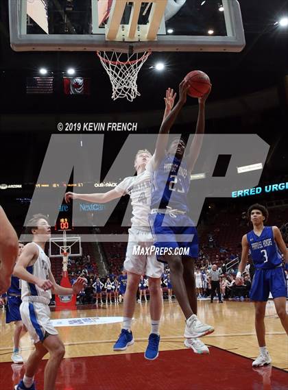 Thumbnail 3 in Paradise Honors vs. Valley Christian (AIA 3A Semifinals) photogallery.