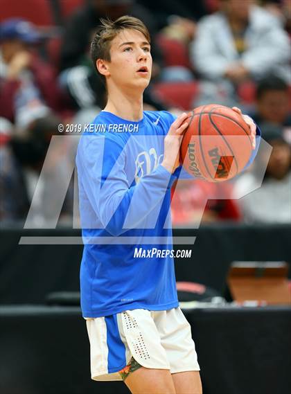 Thumbnail 2 in Paradise Honors vs. Valley Christian (AIA 3A Semifinals) photogallery.