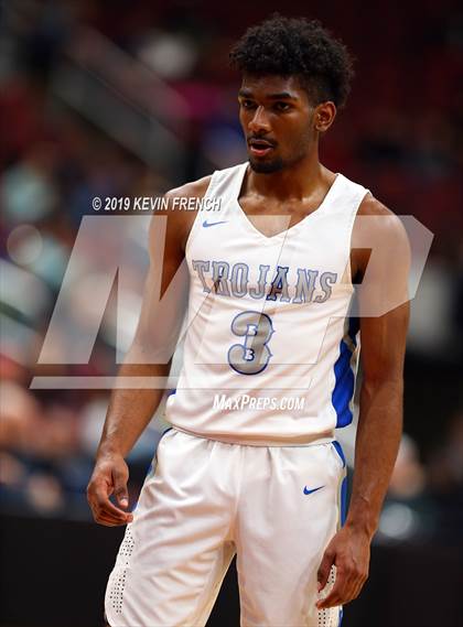 Thumbnail 1 in Paradise Honors vs. Valley Christian (AIA 3A Semifinals) photogallery.