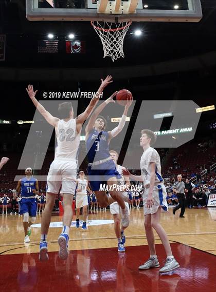 Thumbnail 2 in Paradise Honors vs. Valley Christian (AIA 3A Semifinals) photogallery.