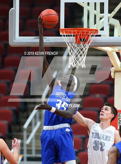 Thumbnail 2 in Paradise Honors vs. Valley Christian (AIA 3A Semifinals) photogallery.