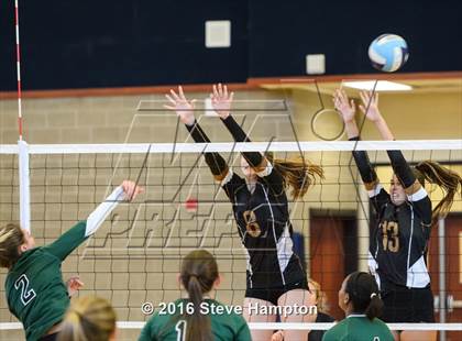 Thumbnail 1 in Roswell vs. Johns Creek photogallery.