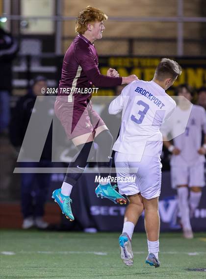 Thumbnail 2 in Brockport @ Mendon (NYSPHSAA Section V Class A Final) photogallery.