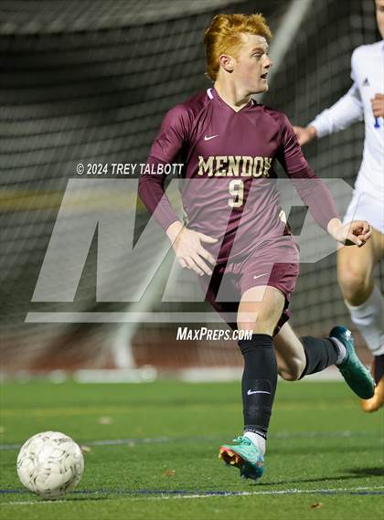 Thumbnail 2 in Brockport @ Mendon (NYSPHSAA Section V Class A Final) photogallery.