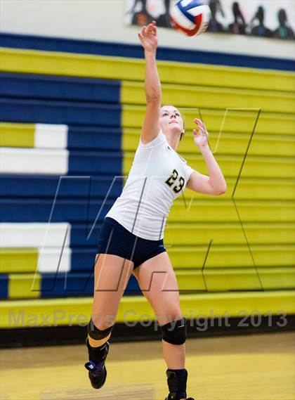 Thumbnail 2 in Kiski vs Kittanning (Open Tournament) photogallery.