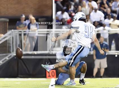 Thumbnail 3 in Belleville East @ Althoff Catholic photogallery.