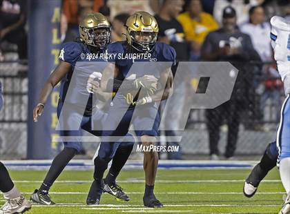 Thumbnail 3 in Belleville East @ Althoff Catholic photogallery.