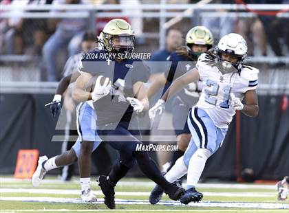 Thumbnail 2 in Belleville East @ Althoff Catholic photogallery.