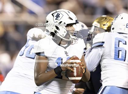 Thumbnail 3 in Belleville East @ Althoff Catholic photogallery.