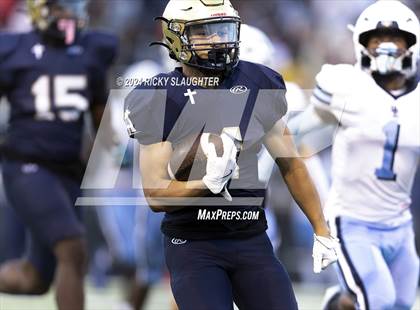 Thumbnail 1 in Belleville East @ Althoff Catholic photogallery.
