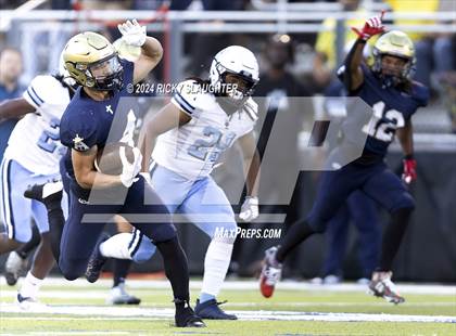 Thumbnail 3 in Belleville East @ Althoff Catholic photogallery.