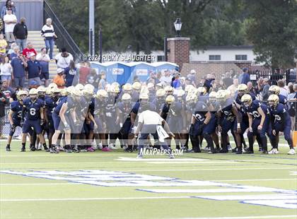 Thumbnail 3 in Belleville East @ Althoff Catholic photogallery.