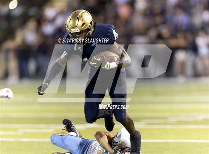 Thumbnail 3 in Belleville East @ Althoff Catholic photogallery.