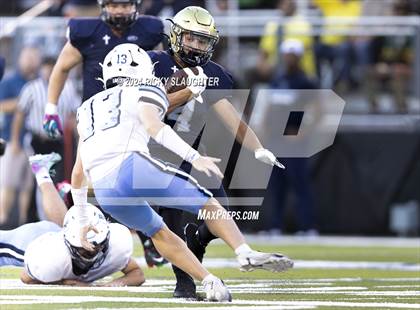 Thumbnail 3 in Belleville East @ Althoff Catholic photogallery.