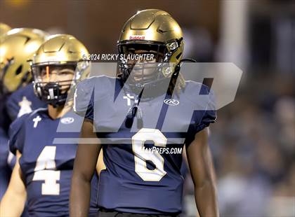 Thumbnail 2 in Belleville East @ Althoff Catholic photogallery.