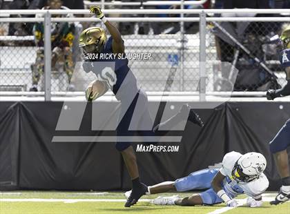 Thumbnail 3 in Belleville East @ Althoff Catholic photogallery.